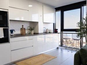 2 soveværelse Lejlighed til salg i A Coruna by med garage - € 750.000 (Ref: 10015757)