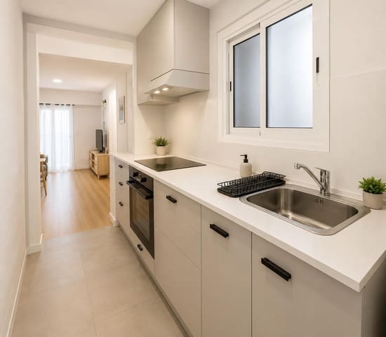 3 slaapkamer Flat te koop in Almería stad - € 290.000 (Ref: 10015758)