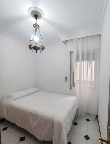 3 sovrum Lägenhet till salu i Sevilla stad med garage - 449 000 € (Ref: 10015760)