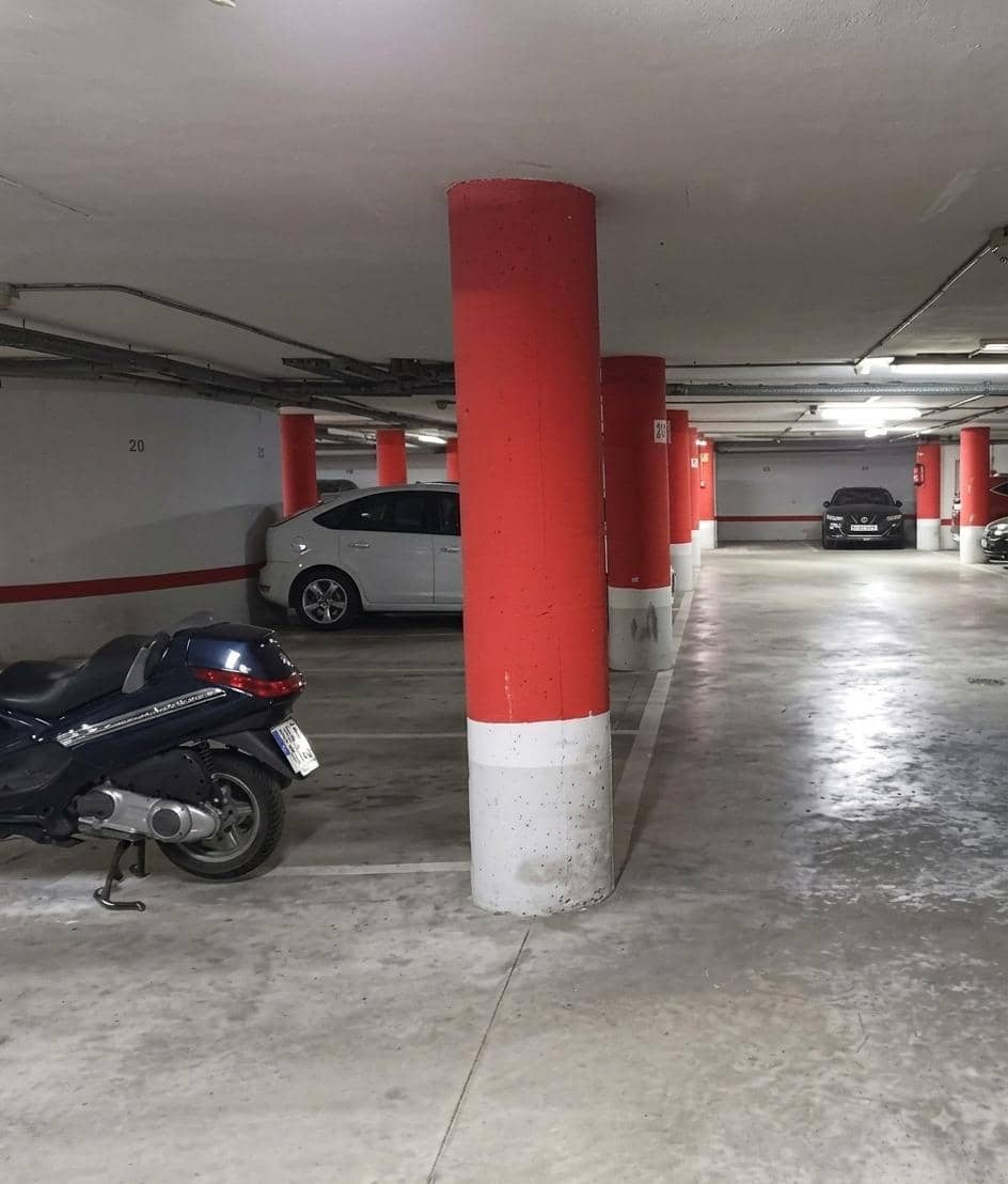 3 sovrum Lägenhet till salu i Sevilla stad med garage - 449 000 € (Ref: 10015760)