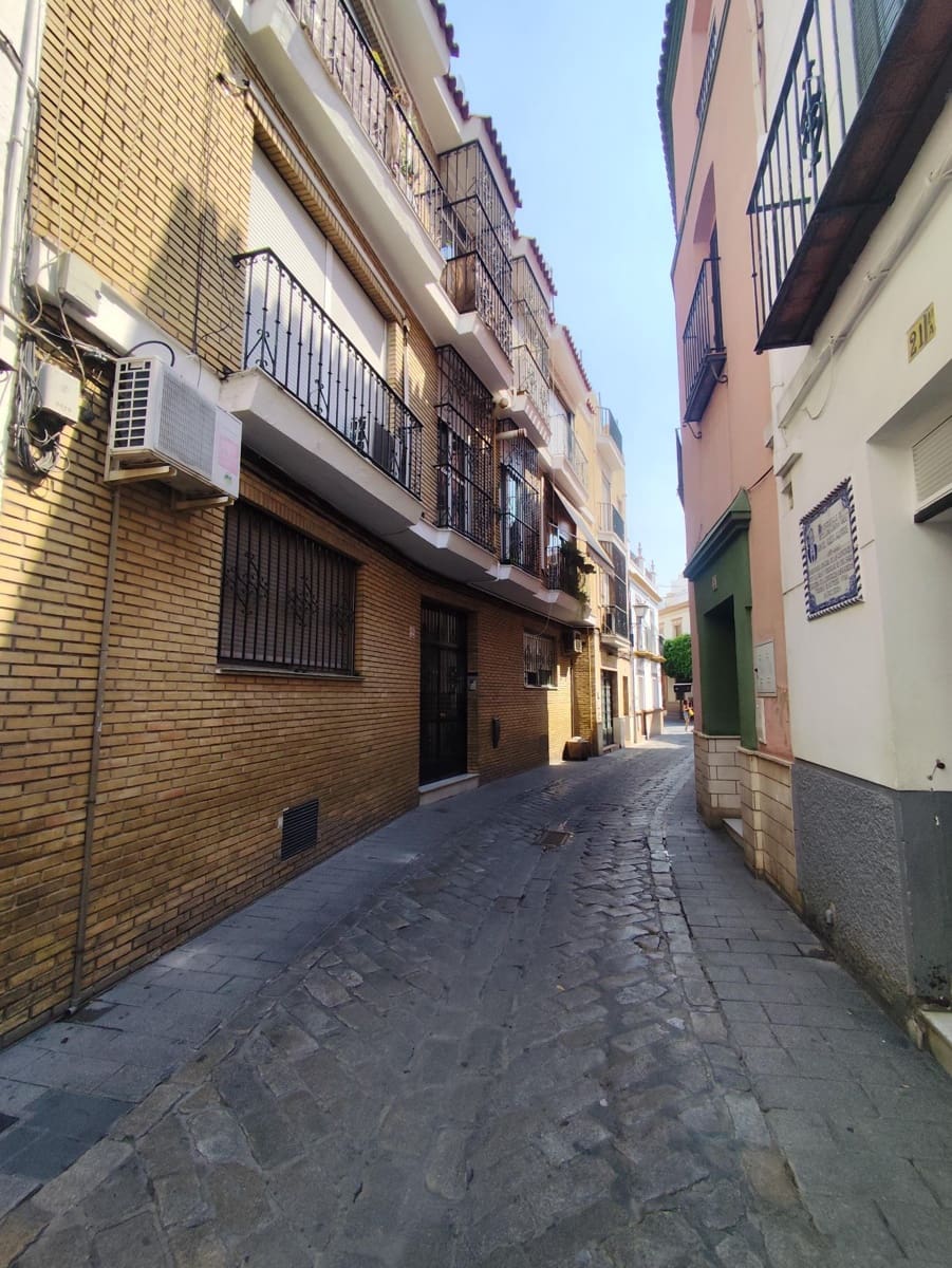 3 sovrum Lägenhet till salu i Sevilla stad med garage - 449 000 € (Ref: 10015760)