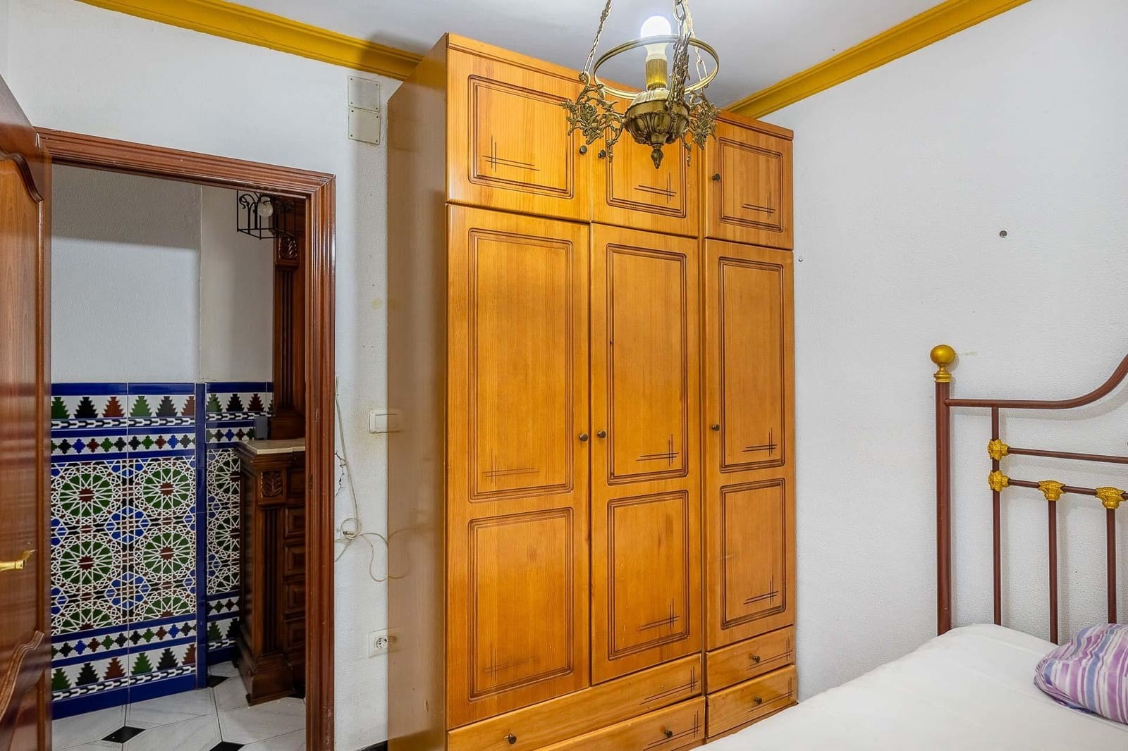 3 bedroom Flat for sale in Seville city with garage - € 449,000 (Ref: 10015760)