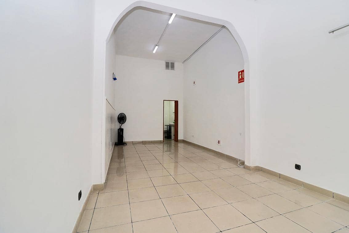 Local Commercial de 1 chambre à louer à Las Palmas de Gran Canaria - 600 € (Ref: 10017654)