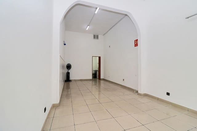 Local Commercial de 1 chambre à louer à Las Palmas de Gran Canaria - 600 € (Ref: 10017654)