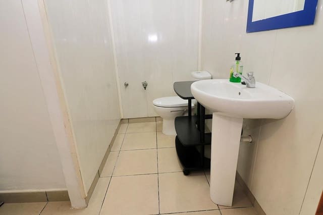 Local Commercial de 1 chambre à louer à Las Palmas de Gran Canaria - 600 € (Ref: 10017654)