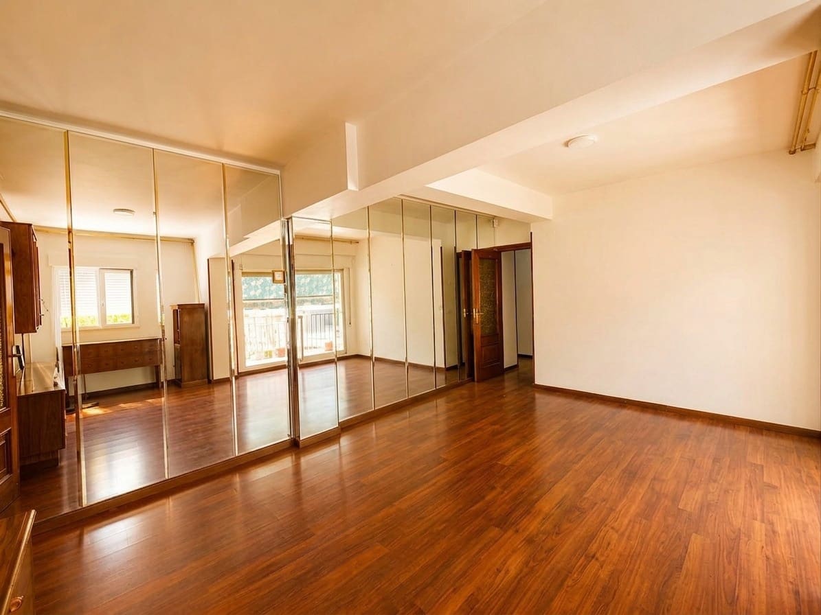 2 bedroom Flat for sale in Madrid city - € 389,000 (Ref: 10017655)