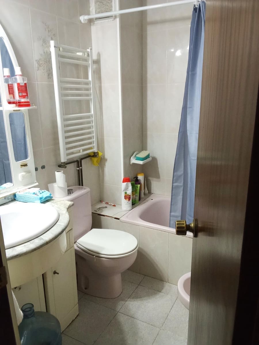 3 Zimmer Wohnung zu verkaufen in Badalona - 210.000 € (Ref: 10021094)