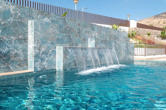 3 quarto Moradia em Banda para venda em Finestrat com piscina garagem - 559 000 € (Ref: 10022620)