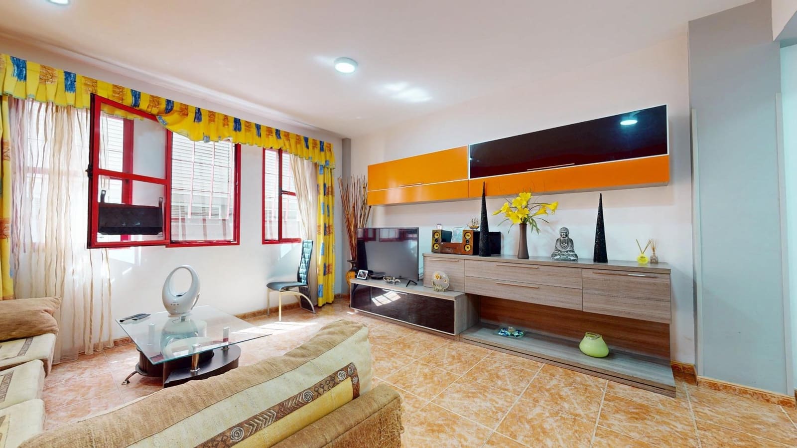 3 bedroom Flat for sale in Las Palmas de Gran Canaria - € 257,000 (Ref: 10025906)