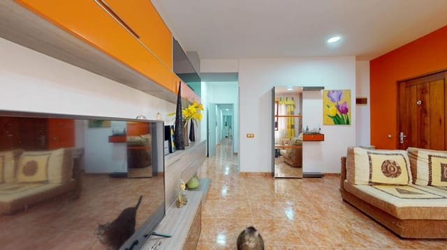 3 bedroom Flat for sale in Schamann - Rehoyas, Las Palmas de Gran Canaria - € 257,000 (Ref: 10025906)