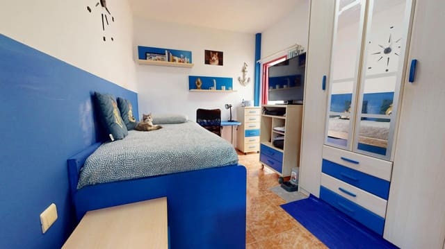 3 bedroom Flat for sale in Schamann - Rehoyas, Las Palmas de Gran Canaria - € 257,000 (Ref: 10025906)
