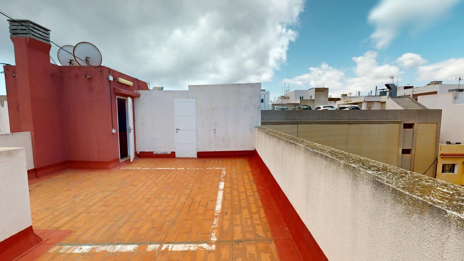 3 bedroom Flat for sale in Las Palmas de Gran Canaria - € 257,000 (Ref: 10025906)