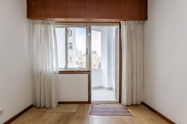 4 quarto Apartamento para venda em Corunha cidade com garagem - 345 000 € (Ref: 10030703)