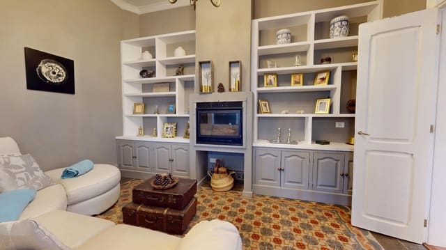 5 quarto Moradia em Banda para venda em Santa Brígida com garagem - 558 000 € (Ref: 10037185)