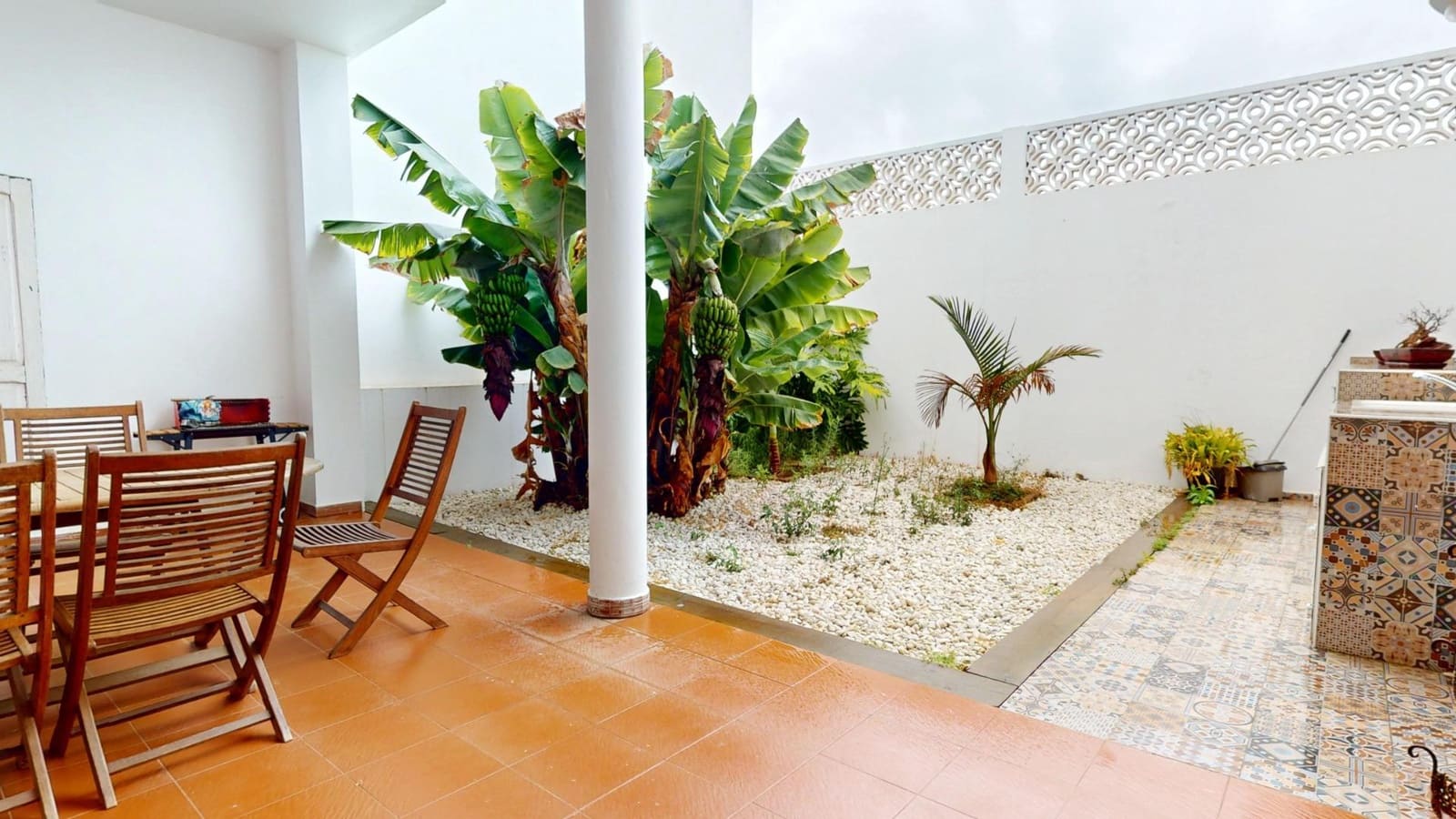 5 bedroom Terraced Villa for sale in Santa Brigida with garage - € 558,000 (Ref: 10037185)