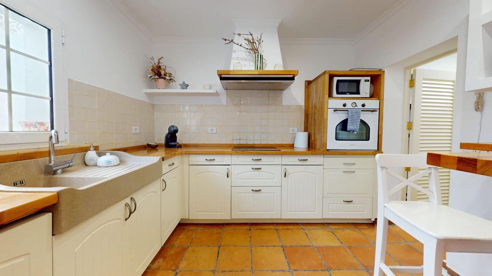 5 bedroom Terraced Villa for sale in Santa Brigida with garage - € 558,000 (Ref: 10037185)