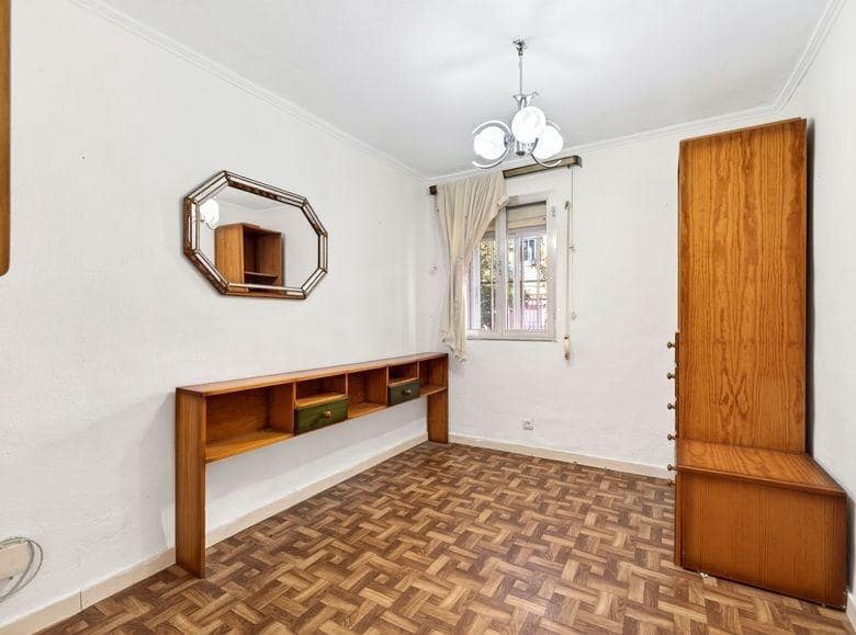 2 sypialnia Mieszkanie na sprzedaż w Miasto Madryt - 225 000 € (Ref: 10038717)