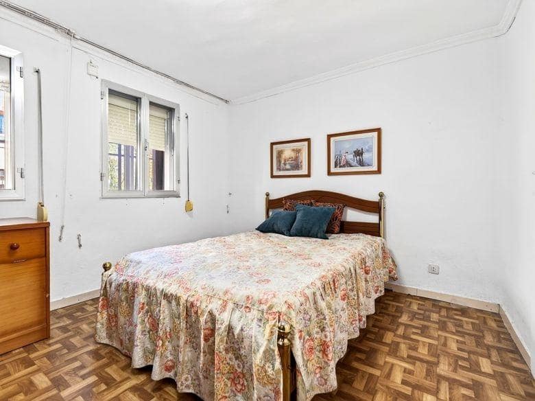 2 sypialnia Mieszkanie na sprzedaż w Miasto Madryt - 225 000 € (Ref: 10038717)
