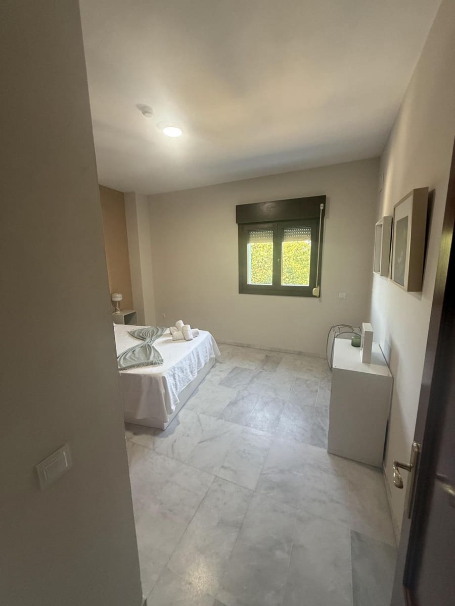 1 Zimmer Wohnung zu verkaufen in Bormujos mit Pool - 143.500 € (Ref: 10043187)
