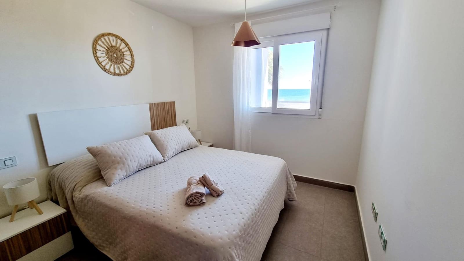2 makuuhuone Asunto myytävänä paikassa La Manga del Mar Menor mukana uima-altaan 
autotalli - 184 000 € (Ref: 10043188)
