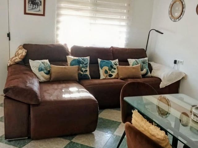 3 makuuhuone Omakotitalo myytävänä paikassa Huelva kaupunki - 269 800 € (Ref: 10043189)