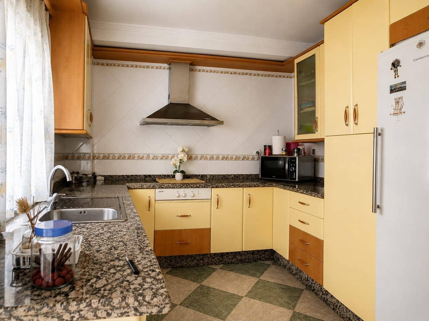 3 bedroom Townhouse for sale in Huelva city - € 269,800 (Ref: 10043189)