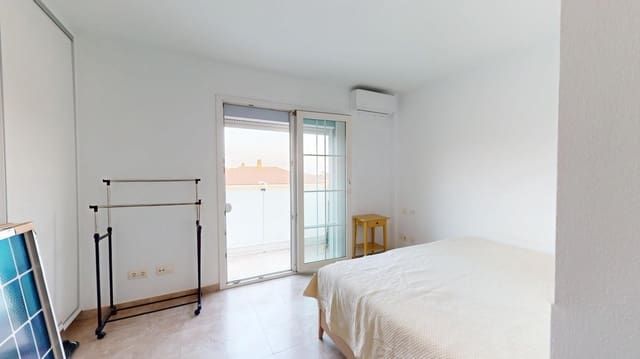 3 chambre Villa/Maison Semi-Mitoyenne à vendre à Telde avec piscine garage - 570 000 € (Ref: 10045018)