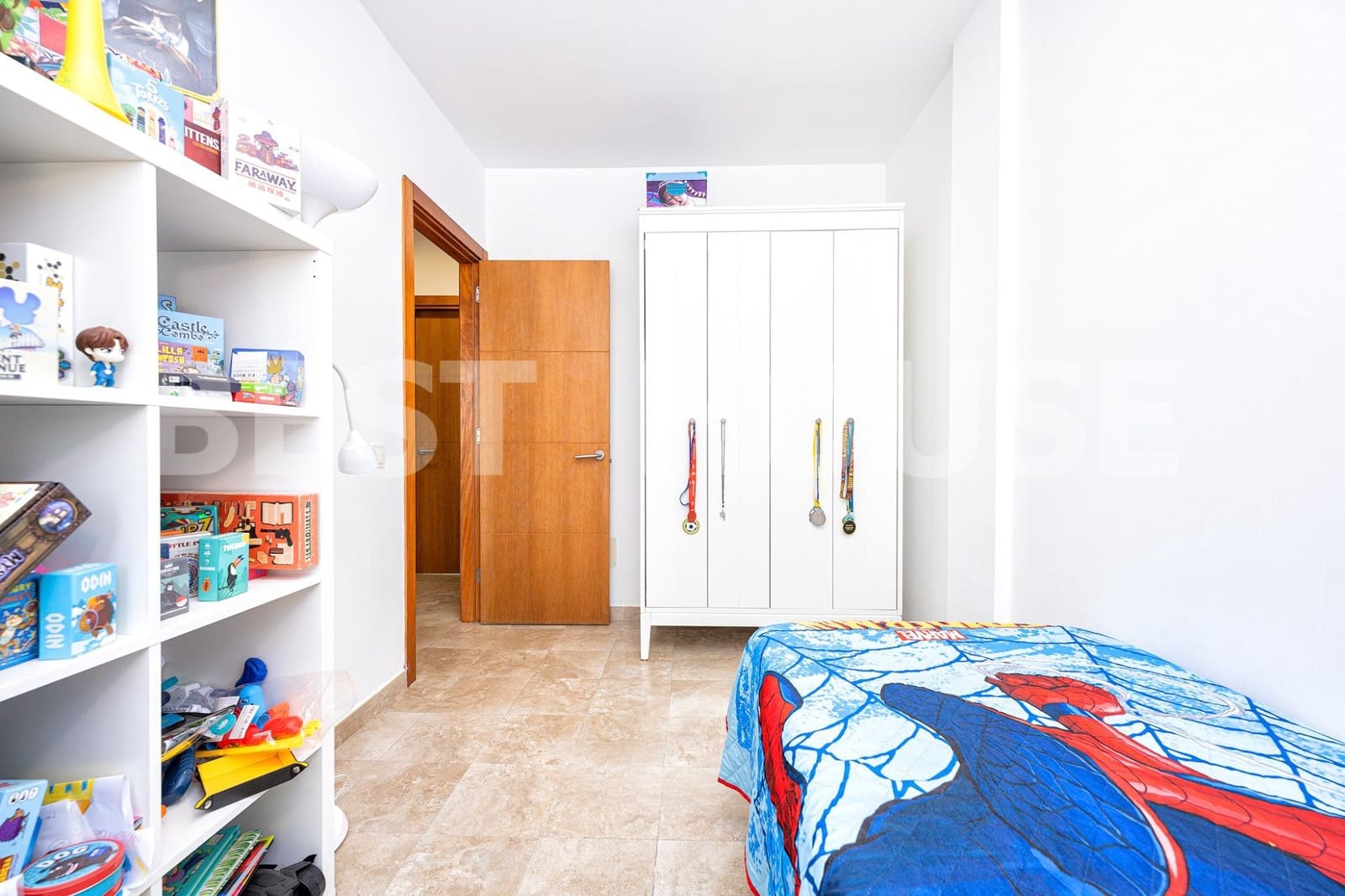 3 bedroom Semi-detached Villa for sale in Telde with pool garage - € 570,000 (Ref: 10045018)