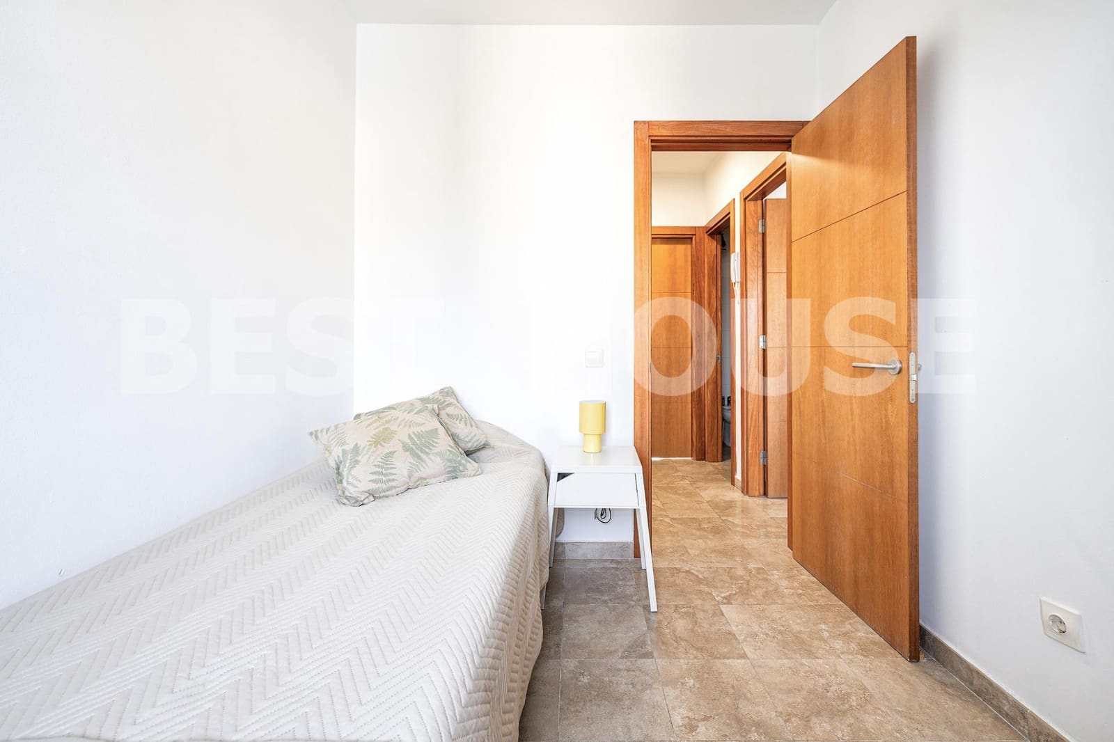 3 bedroom Semi-detached Villa for sale in Telde with pool garage - € 570,000 (Ref: 10045018)