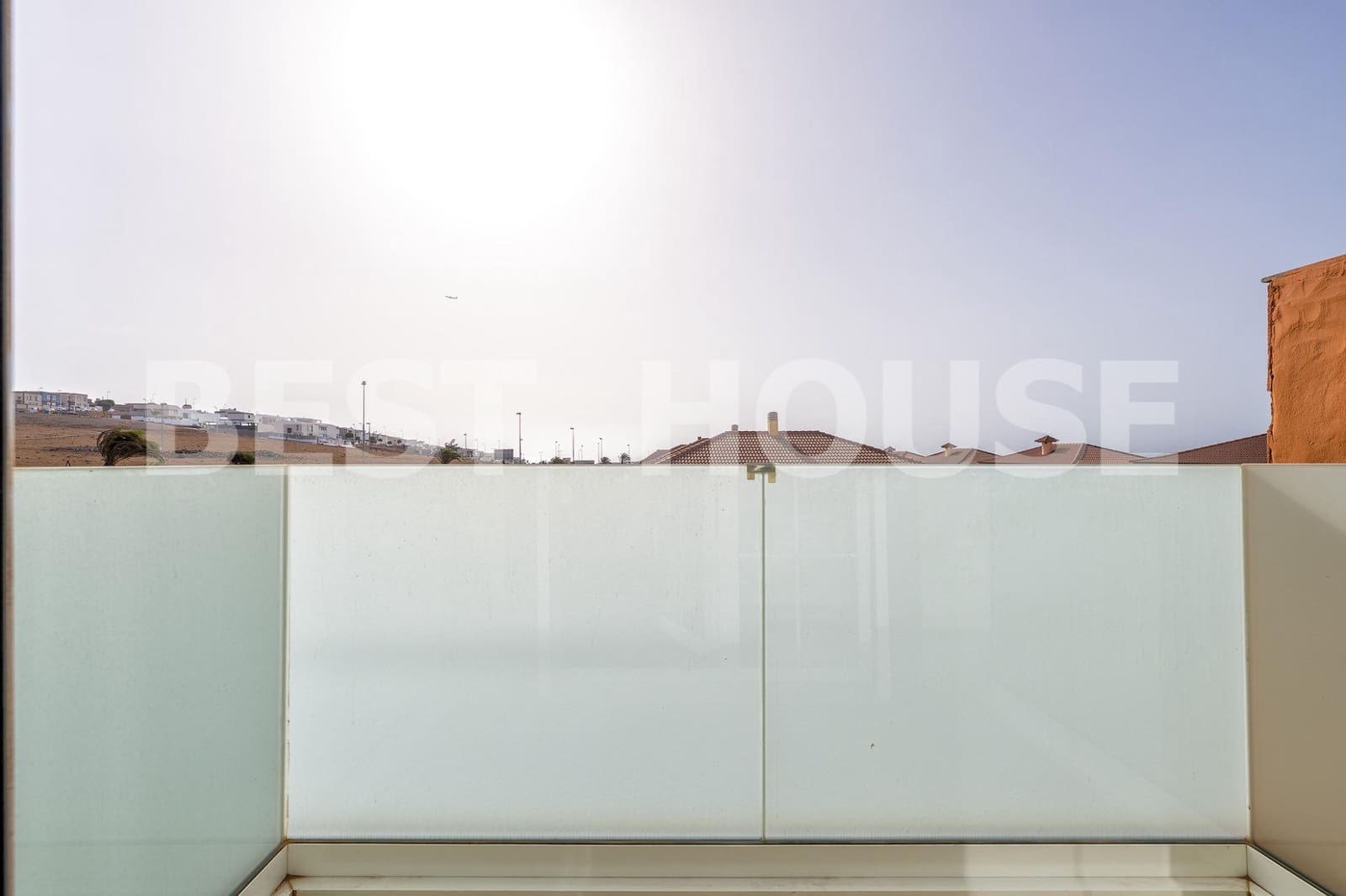 3 bedroom Semi-detached Villa for sale in Telde with pool garage - € 570,000 (Ref: 10045018)