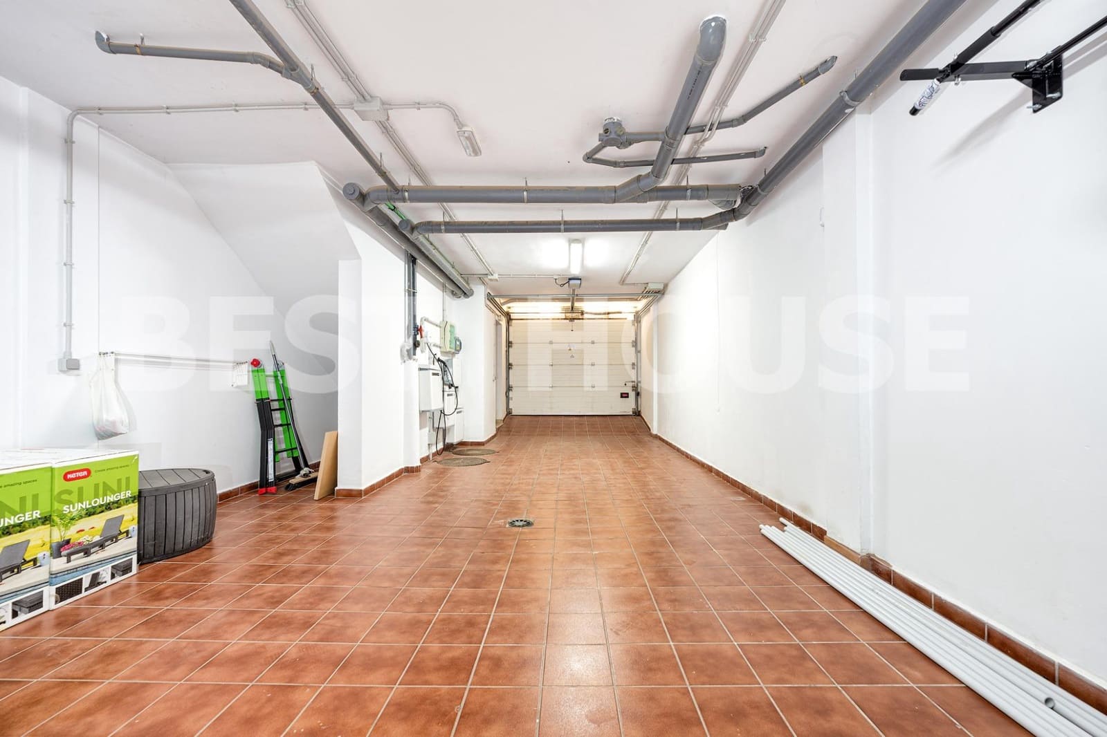 3 bedroom Semi-detached Villa for sale in Telde with pool garage - € 570,000 (Ref: 10045018)
