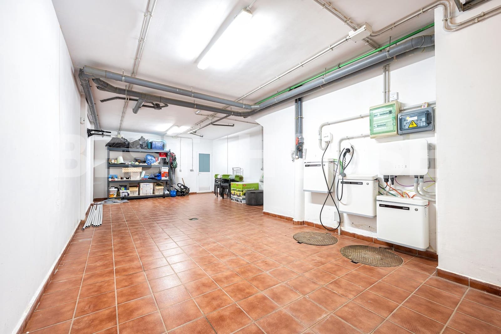 3 bedroom Semi-detached Villa for sale in Telde with pool garage - € 570,000 (Ref: 10045018)