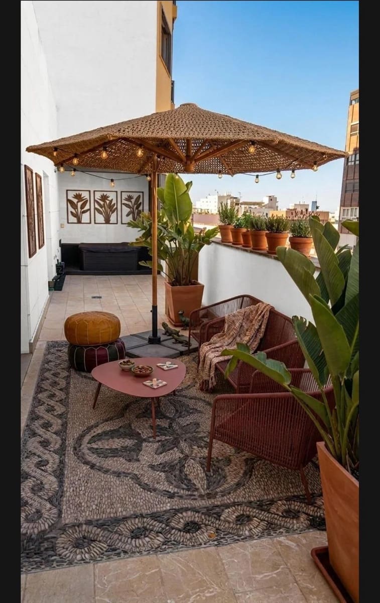 5 sovrum Takvåning till salu i Almeria stad med garage - 850 000 € (Ref: 10047509)