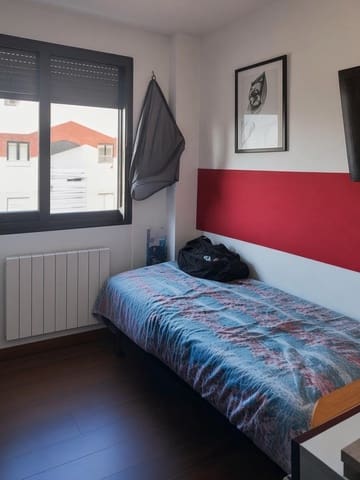 Mieszkanie na sprzedaż w Castro-Urdiales z basenem - 336 000 € (Ref: 10049537)