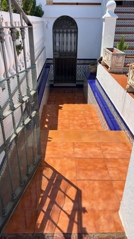 5 chambre Villa/Maison Mitoyenne à vendre à Almonte avec piscine - 330 000 € (Ref: 10049539)