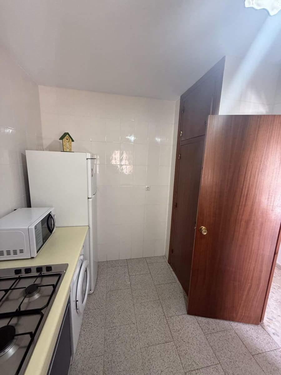 5 makuuhuone Rivitalo myytävänä paikassa Almonte mukana uima-altaan - 330 000 € (Ref: 10049539)