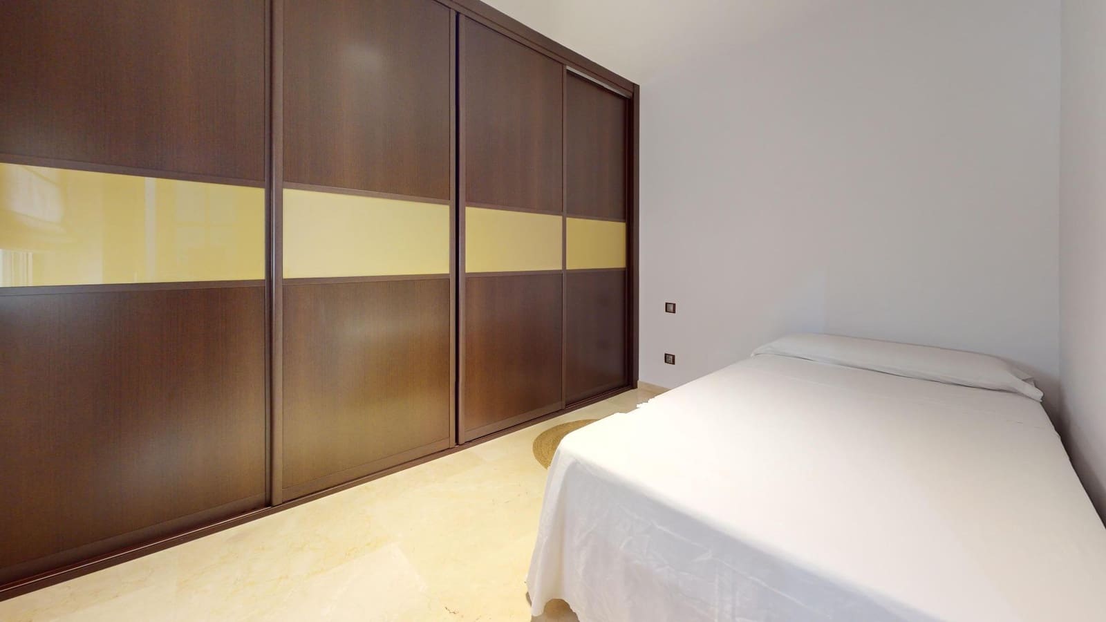 Piso de 2 habitaciones en Las Palmas de Gran Canaria en alquiler - 1.500 € (Ref: 10055491)