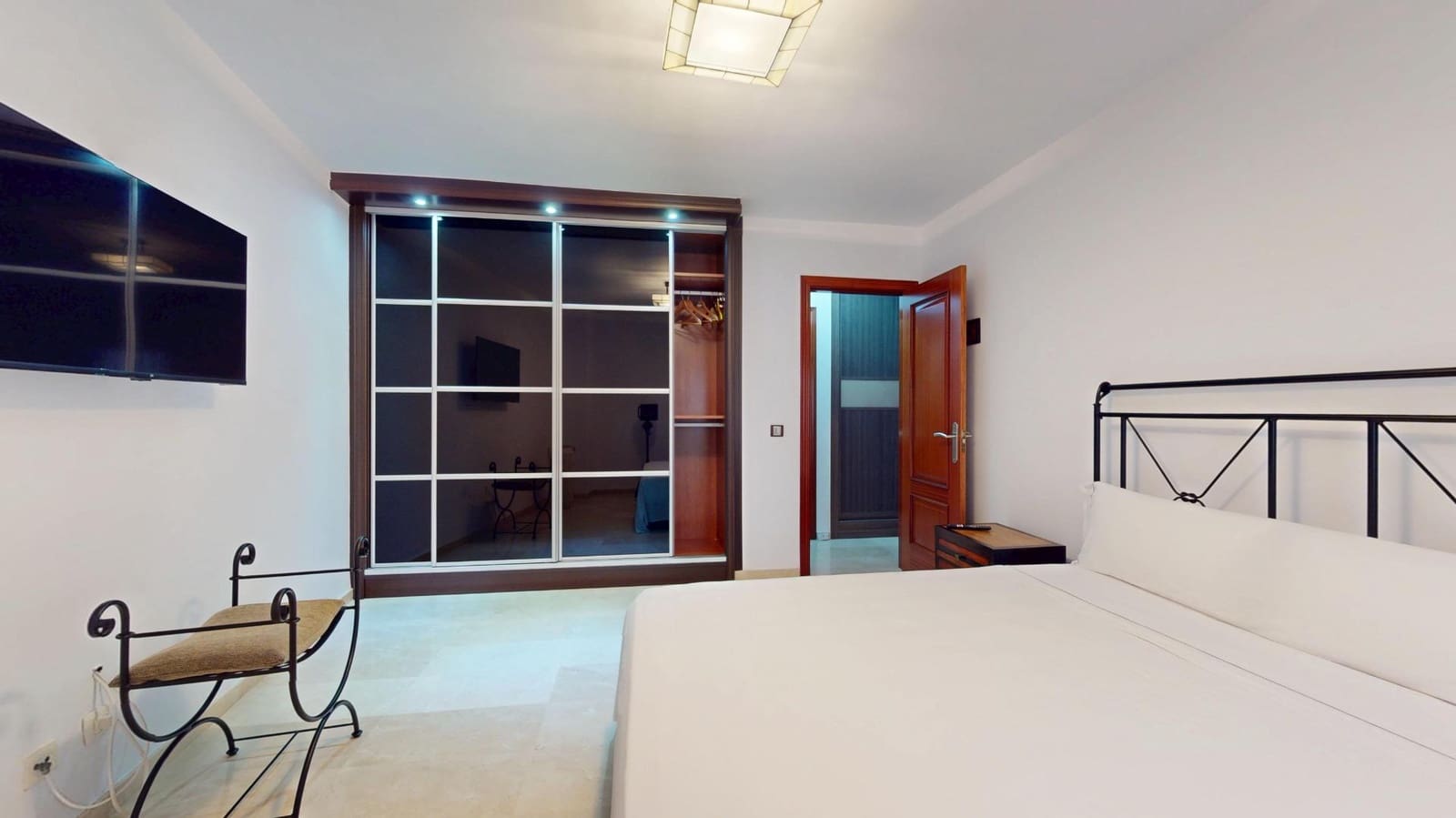 Piso de 2 habitaciones en Las Palmas de Gran Canaria en alquiler - 1.500 € (Ref: 10055491)
