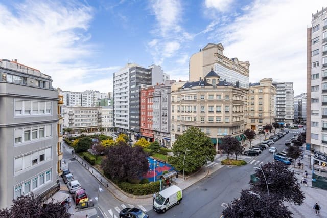 5 soveværelse Lejlighed til salg i A Coruña by - € 795.000 (Ref: 10067860)