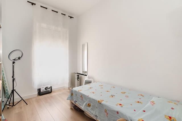 4 quarto Apartamento para venda em Cocentaina - 137 000 € (Ref: 10086385)