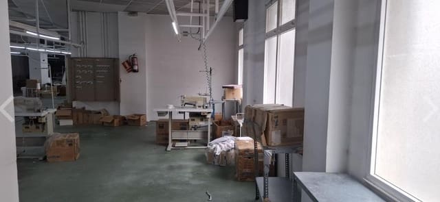 Gewerbe zu verkaufen in A Coruña Stadt - 265.000 € (Ref: 10091213)