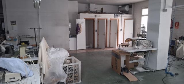 Gewerbe zu verkaufen in A Coruña Stadt - 265.000 € (Ref: 10091213)