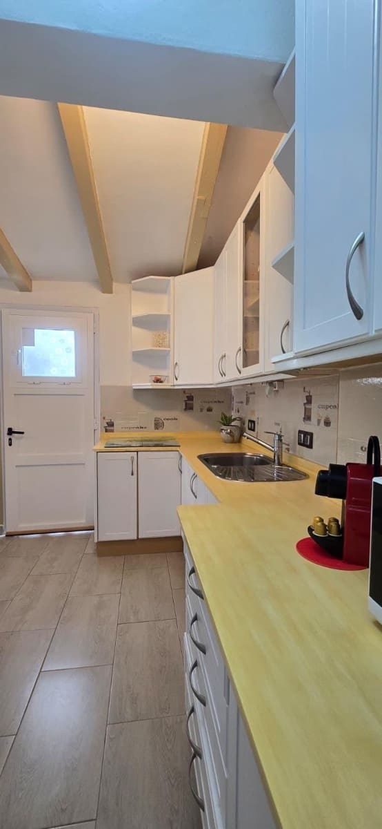2 slaapkamer Flat te koop in Playa Blanca - € 229.000 (Ref: 10091214)
