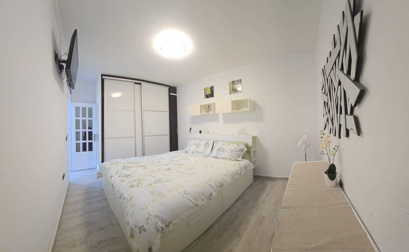 2 slaapkamer Flat te koop in Playa Blanca - € 229.000 (Ref: 10091214)