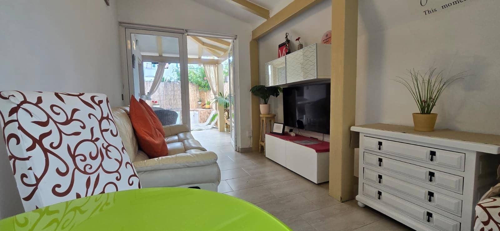 2 slaapkamer Flat te koop in Playa Blanca - € 229.000 (Ref: 10091214)