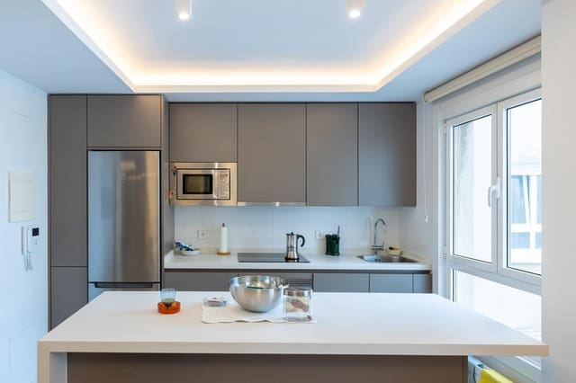 2 soverom Leilighet til salgs i La Coruña by - € 430 000 (Ref: 10091215)