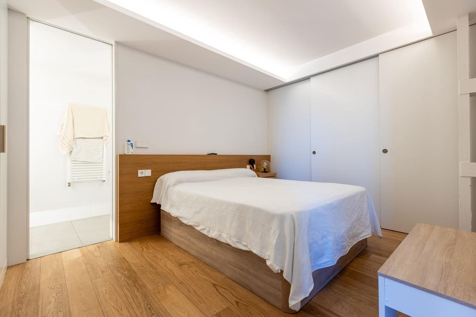 2 soverom Leilighet til salgs i La Coruna by - € 430 000 (Ref: 10091215)
