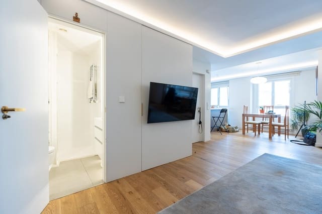 2 soverom Leilighet til salgs i La Coruña by - € 430 000 (Ref: 10091215)