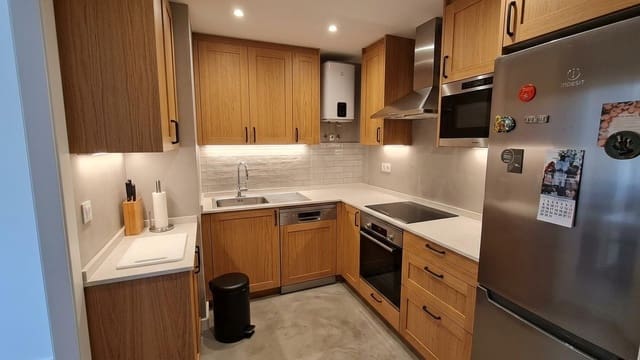 Piso de 3 habitaciones en Zaragoza ciudad en venta con garaje - 120.000 € (Ref: 10100391)