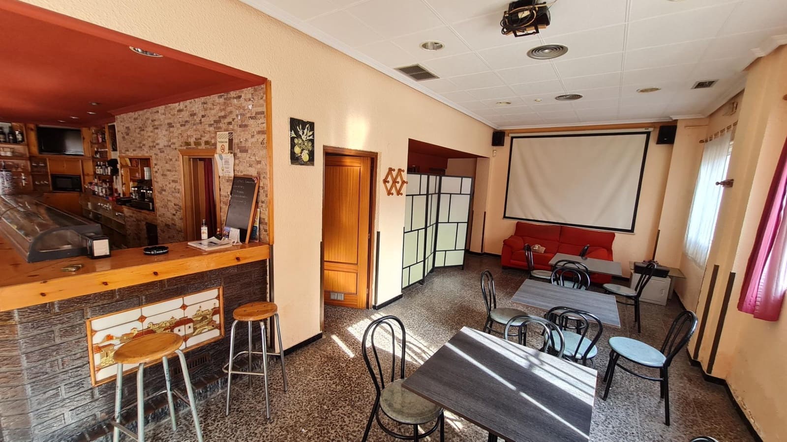 Piso de 3 habitaciones en Zaragoza ciudad en venta con garaje - 120.000 € (Ref: 10100391)